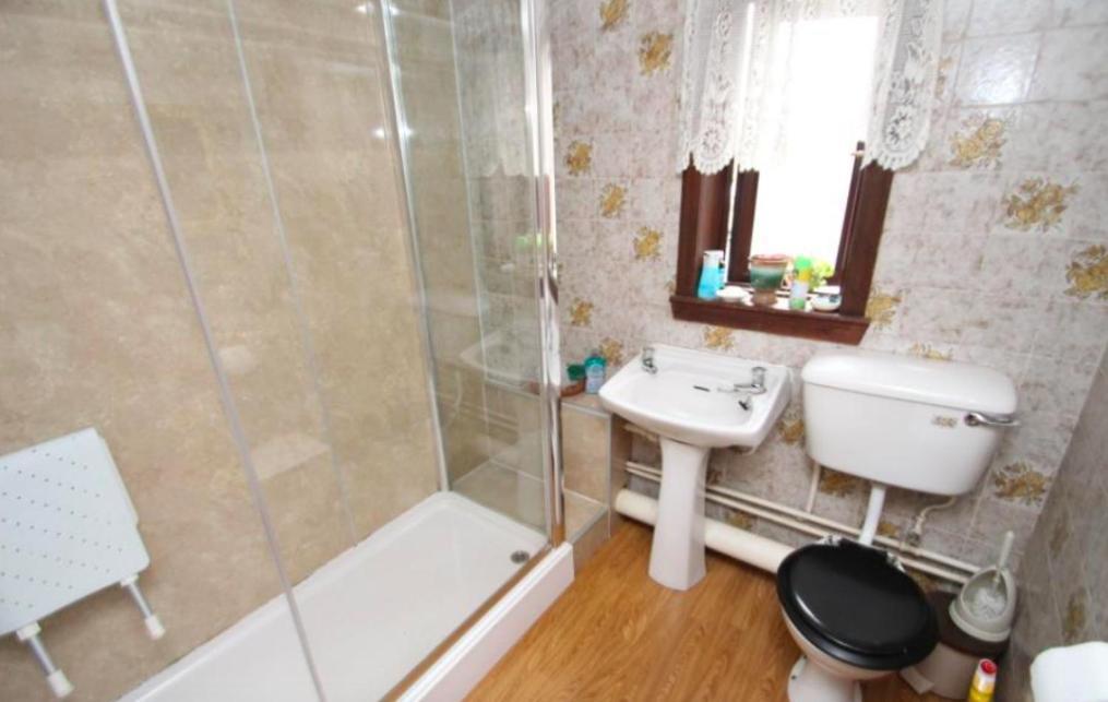 Guest House Private Room Near Glasgow City Centre Dış mekan fotoğraf