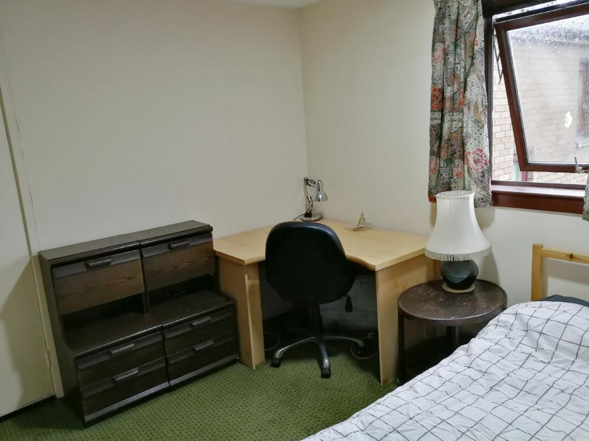 Guest House Private Room Near Glasgow City Centre Dış mekan fotoğraf